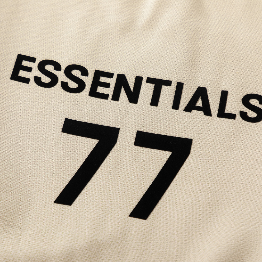 Sudadera Essentials "77"
