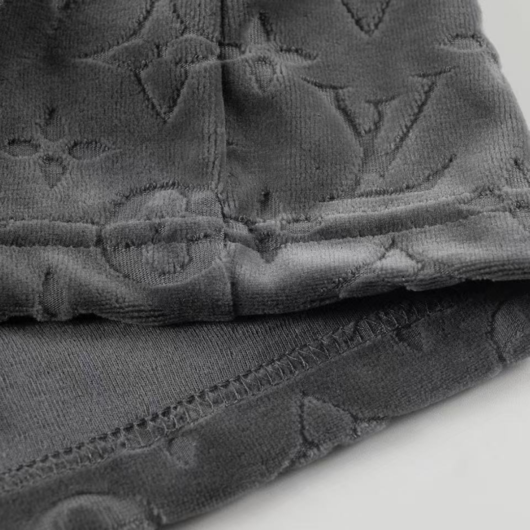 Lv Shorts