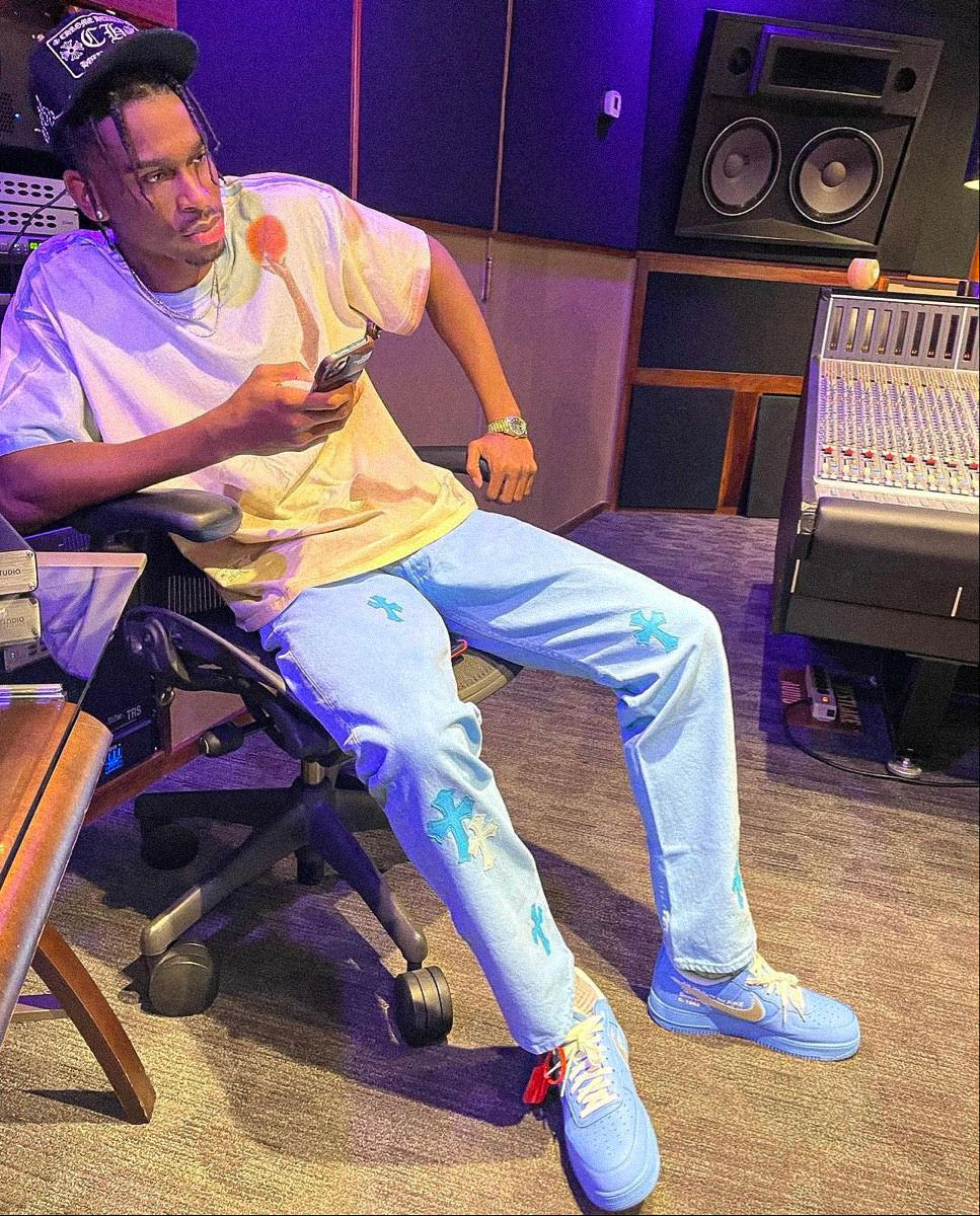 AF1 x Off Bleu Université