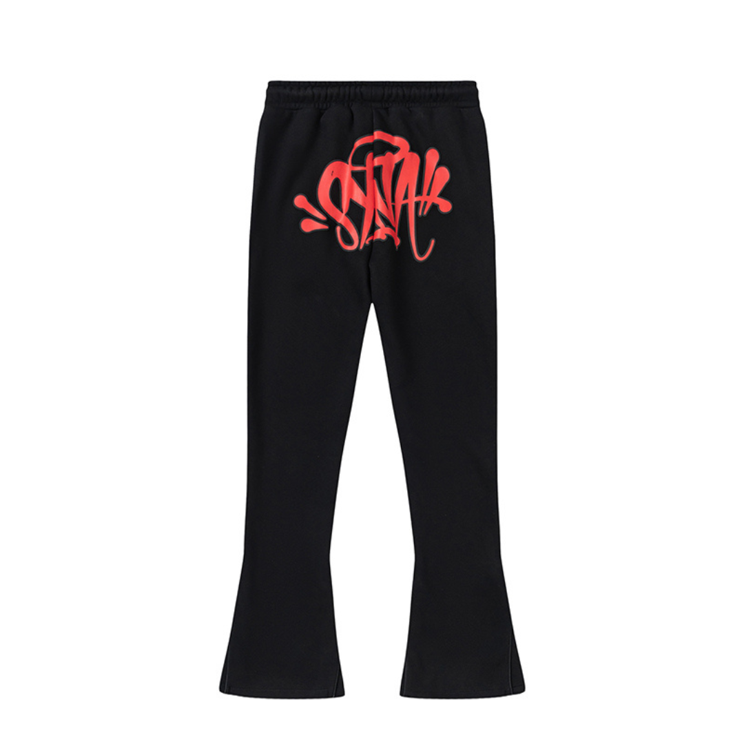Chándal negro y rojo de Syna World