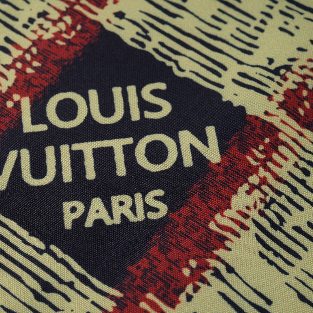 Lv Short set