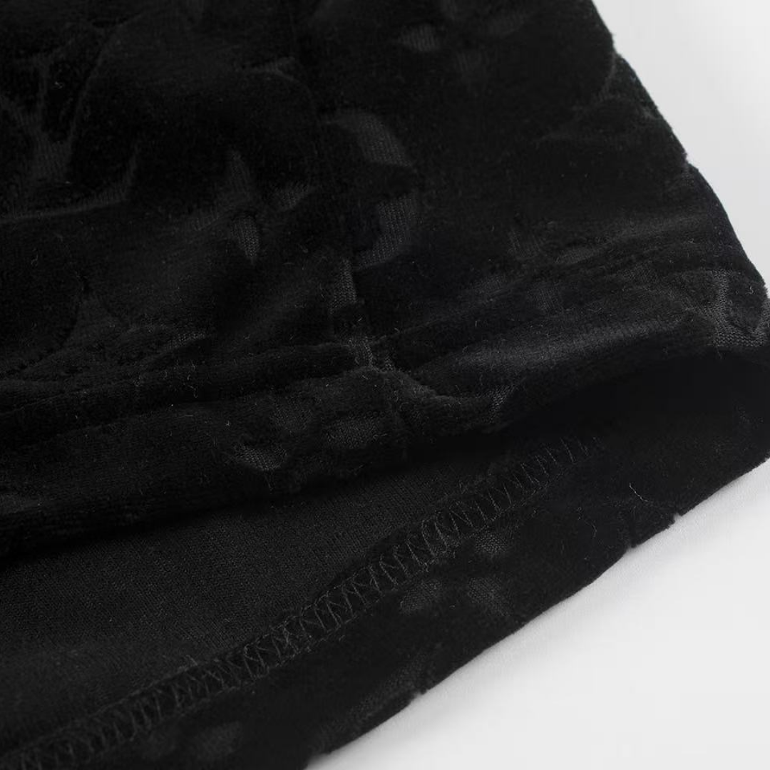Lv Shorts