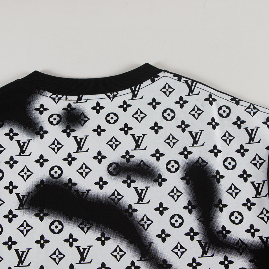 Lv T-shirt