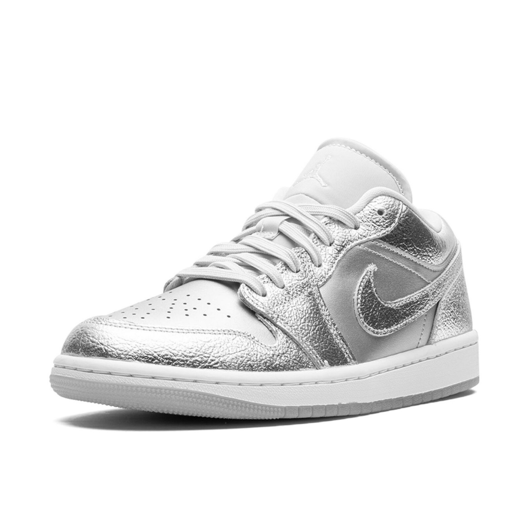 J1 Low Retro Metallic Silver